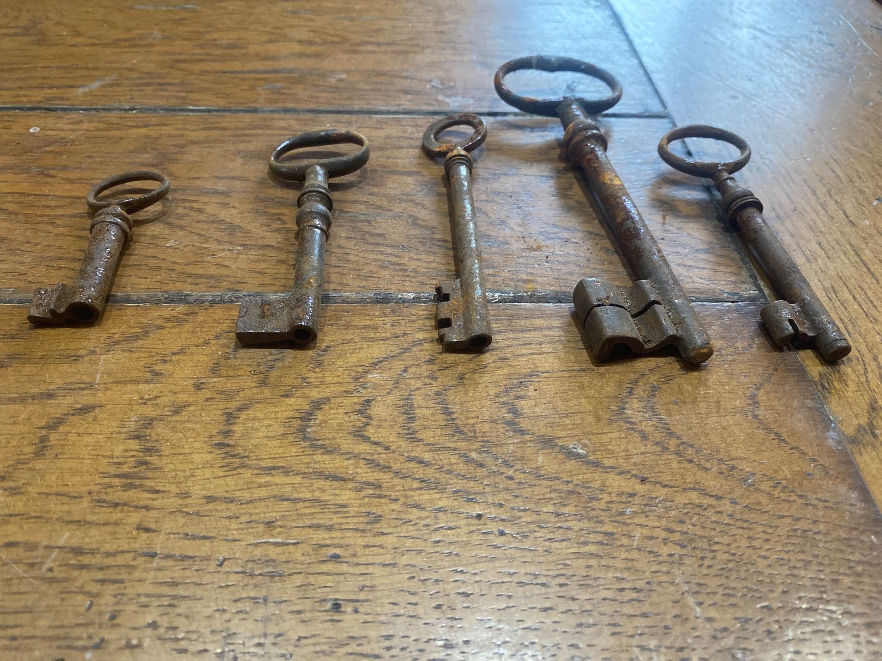Chiavi: Lot clé clef ancienne 4-13cm K – Usato da Lajoux JU venduto da Briard0 1