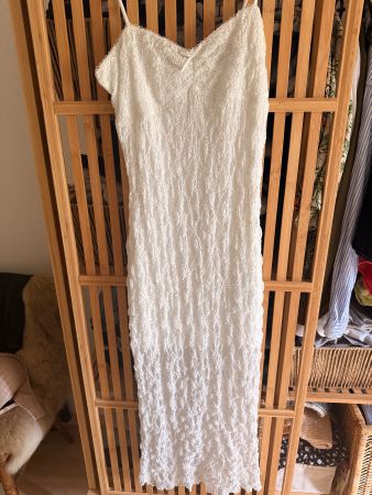 Kleid weiss Spaghettitrger Grösse M mit Etikett