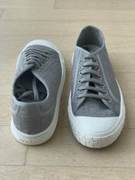 Authentic Fendi Segeltuch Turnschuh, EU 45, Grau, NEU!