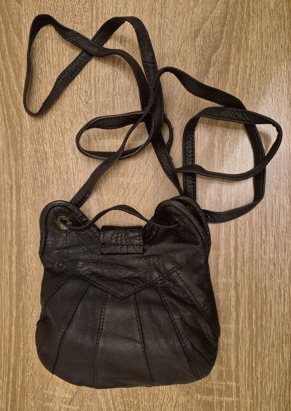 Borse da donna: Vintage Ledertasche, schwarz, klein. – Usato da Bern venduto da Rou_rsz5 4