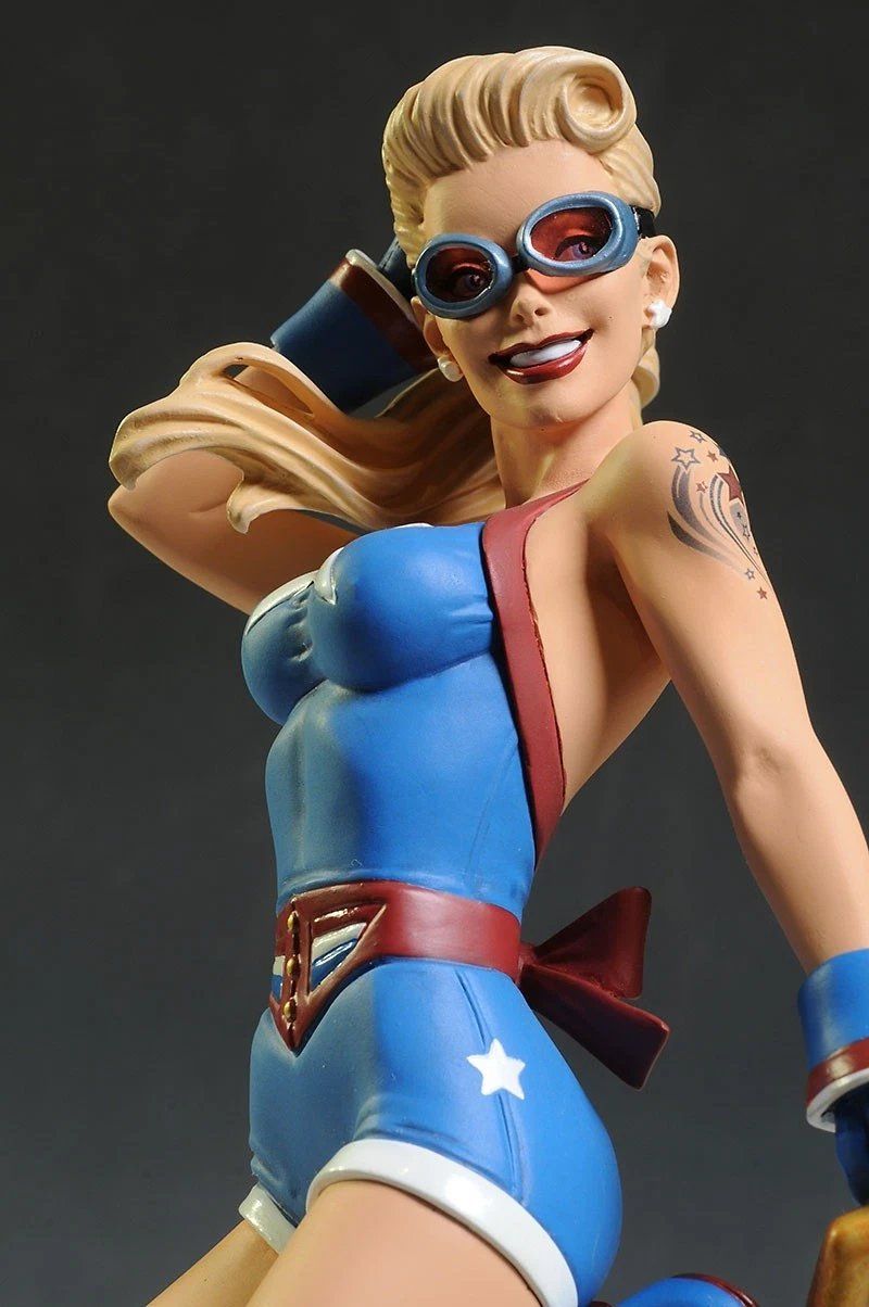 Figuren: DC Collectibles Bombshells Stargirl 10" Statue – Gebraucht aus Oberentfelden von FiguresAndGamesPlace 4