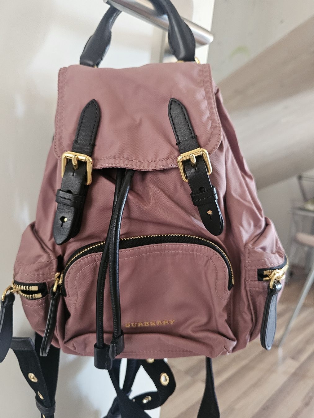 Burberry Sacs à dos: Burberry Nylon Backpack (Rucksack) – Neuf (Voir description) à Muttenz par Debbie.U