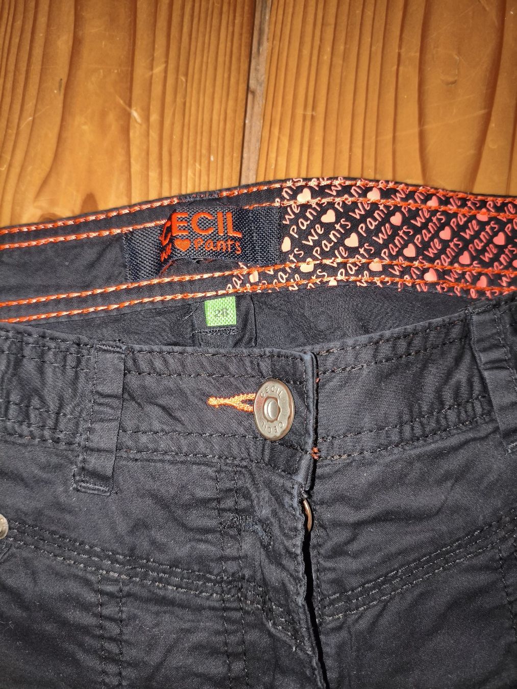 Cecil Jeans: Dunkelblaue 3/4 Jeans – Usato da Eschikofen venduto da anj_98vh 2