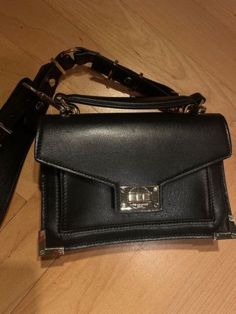 The Kooples Emily Tasche, Schwarz mit Gold
