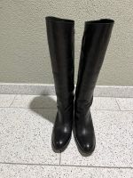 Schwarze Lederstiefel