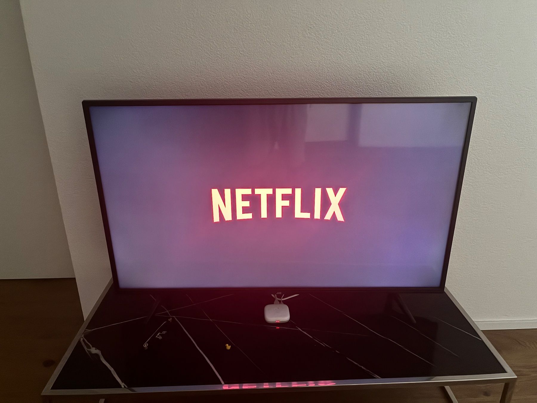 Televisori: Smart TV top Preis top Zustand!!!! – Nuovo (secondo la descrizione) da Seon venduto da Demon 1