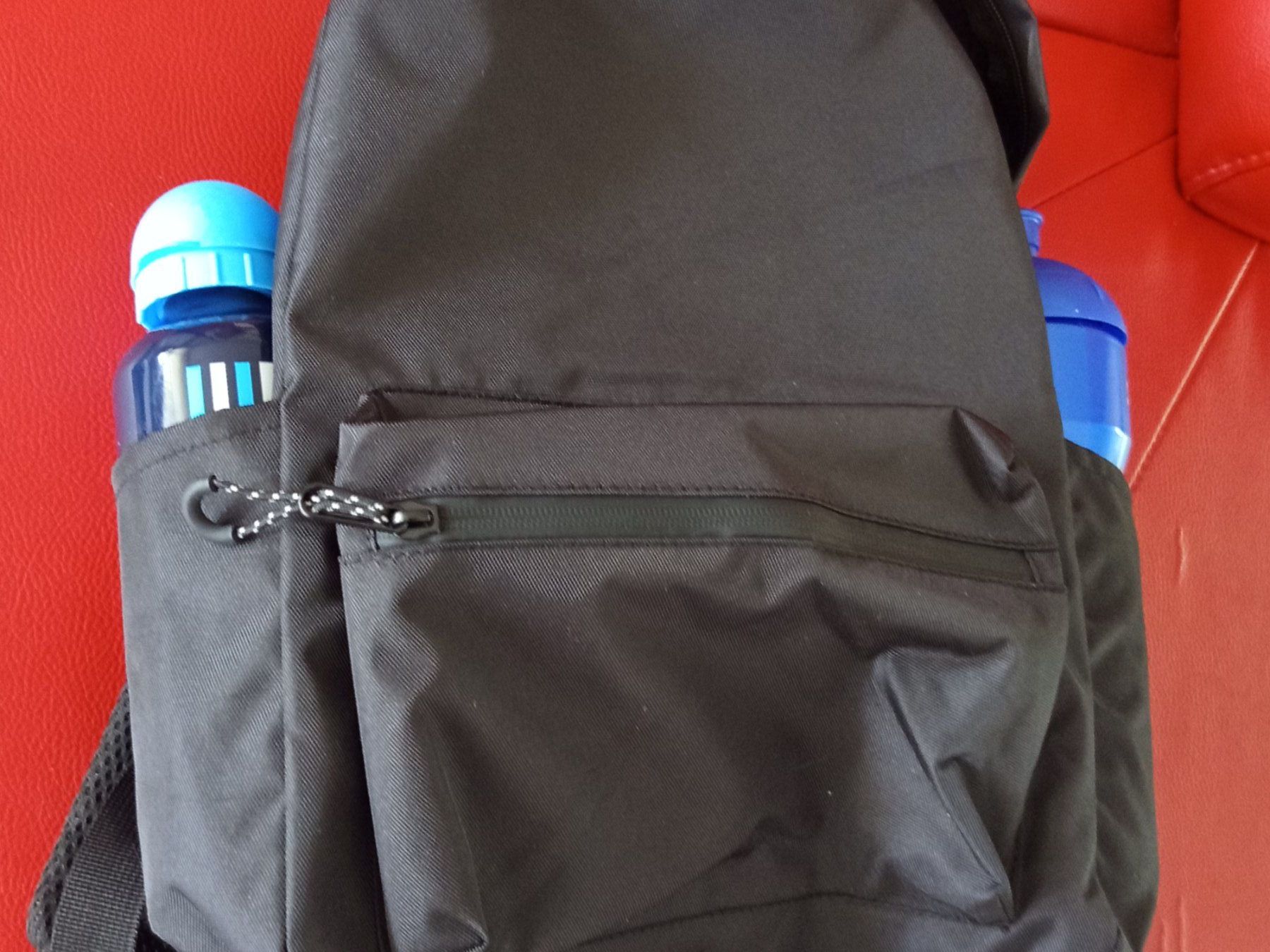 Rucksäcke: Rucksack schwarz mit Etikett, neu! – Neu und originalverpackt aus Bassersdorf von alu_ps66 2