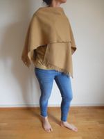 Wunderschöne Wolle Poncho/Cape
