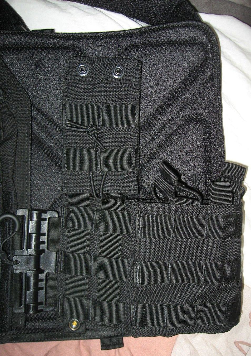 Uniformi: Molle Carrier Weste / Plattenträger in Schwarz – Nuovo (secondo la descrizione) da Seengen venduto da die_Katze 7