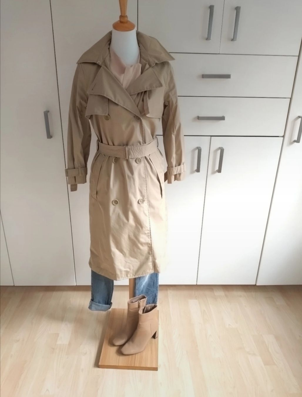 Cappotti: Aigle Trench-coat imperméable beige neuf – Nuovo e nell'imballaggio originale da La Tour de Trême venduto da mar_p78p 4