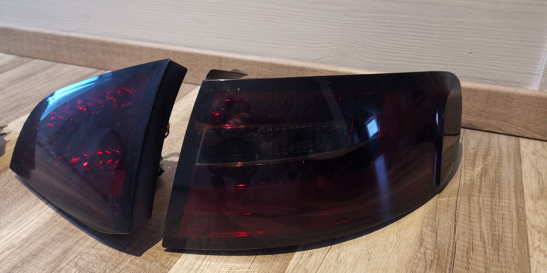 Audi Toutes les pièces auto: Rückleuchten Audi A4/S4 – D'occasion à Lupfig par PMU_90 1