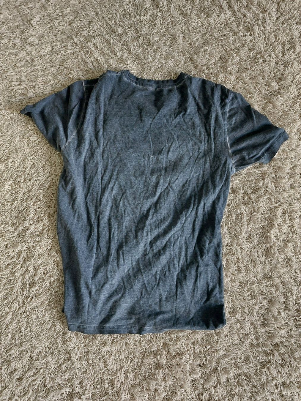 T-Shirts: T-Shirt mit Aufdruck grau – Gebraucht aus Neftenbach von lor_7thq 1