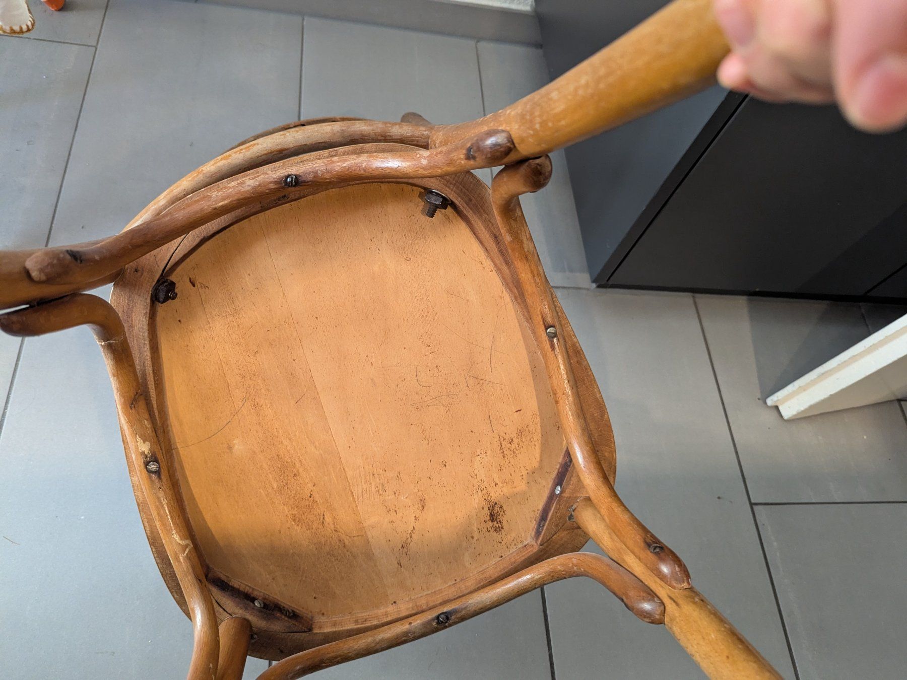 Thonet Stühle: Antiker Barstuhl im Thonet-Stil – Gebraucht aus Zürich von luc_6kzk 5