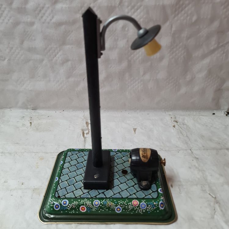 Wilesco m66/2 Dynamo mit lampe (Gebraucht) in Rüfenacht BE für CHF 39