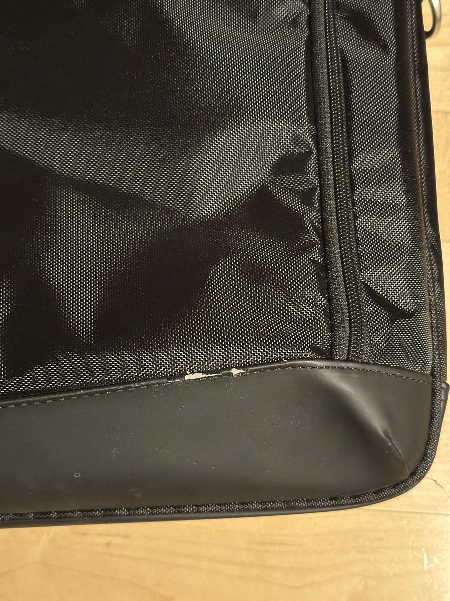 Koffer & Taschen: Praktische Laptoptasche, neuwertig – Neu (gemäss Beschreibung) aus Hergiswil NW von kaufe_at_kaufmann 9