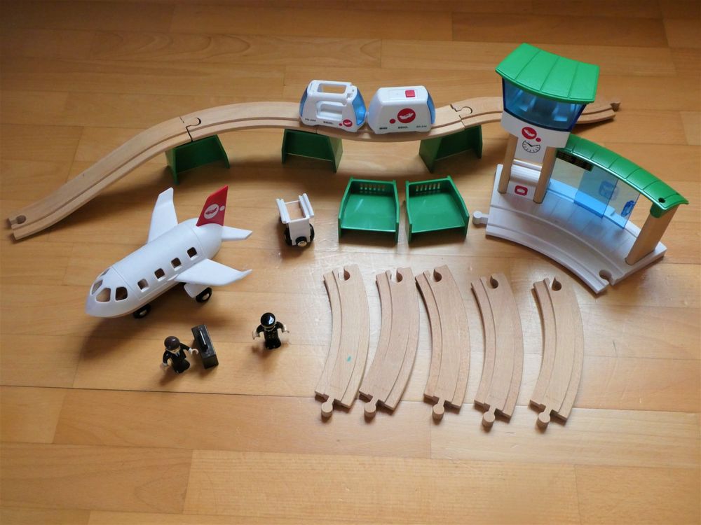 Brio monorail shop airport set argos