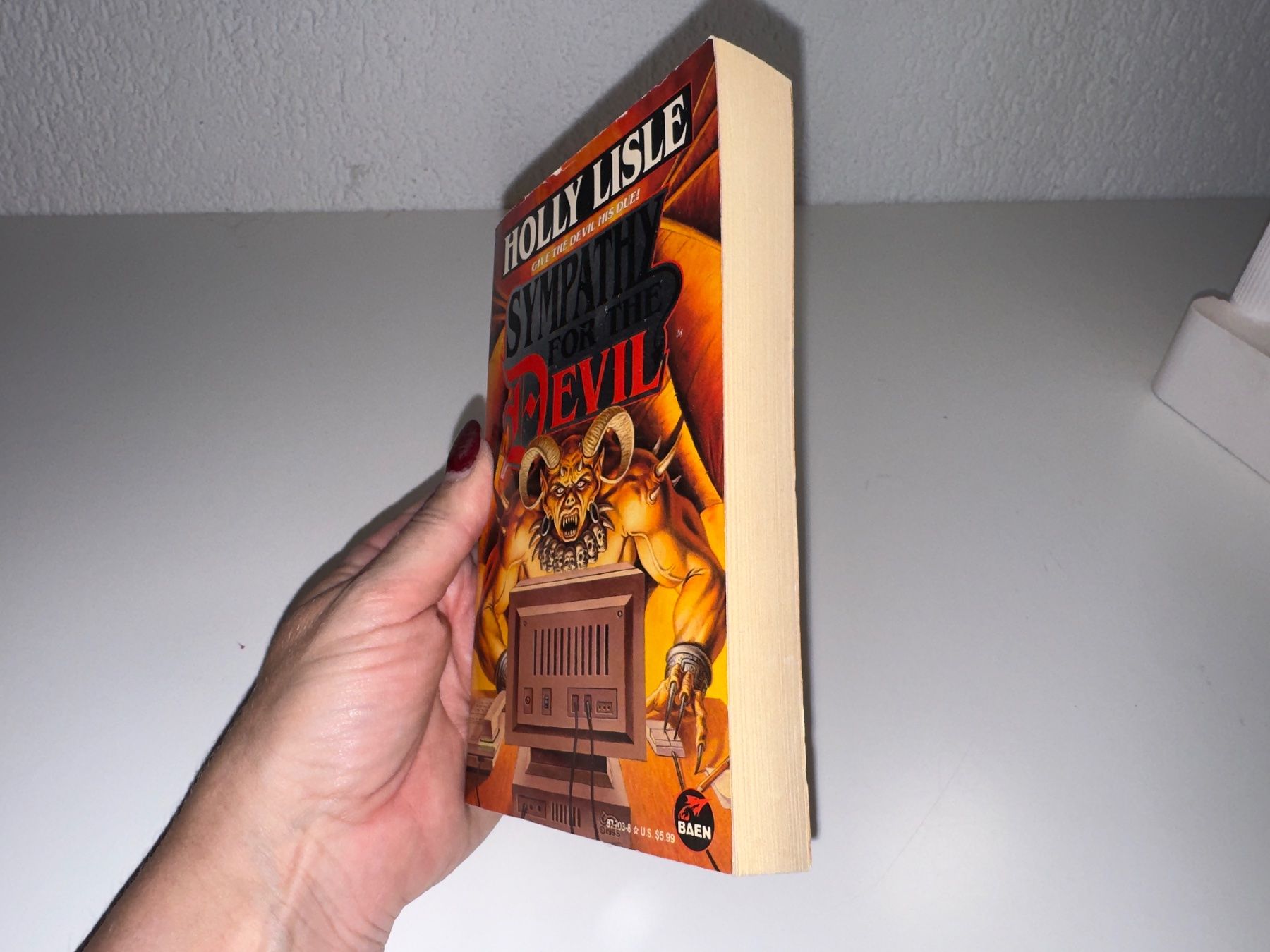 Libri: NOVEL: Holly Lisle, Sympathy for the devil – Usato da Grosswangen venduto da English_books 1