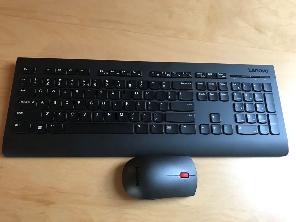 SbocKeeb Retro Tastatur & Maus Set - Bunt & Kabellos