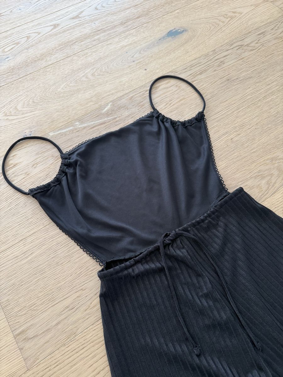 Bershka Tute: Schwarzer Sommer Jumpsuit, Grösse XS – Usato da Richterswil venduto da KAYLEIGH_77 2