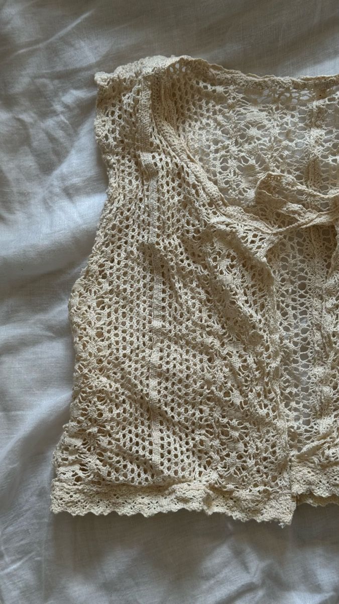 Gilet & Giacche senza maniche: Vintage Häkelweste Creme Gr. S/M – Usato da Zürich venduto da Aya03 2