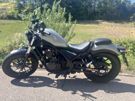 Motorrad Honda Rebel 500 grau | Wie neu!
