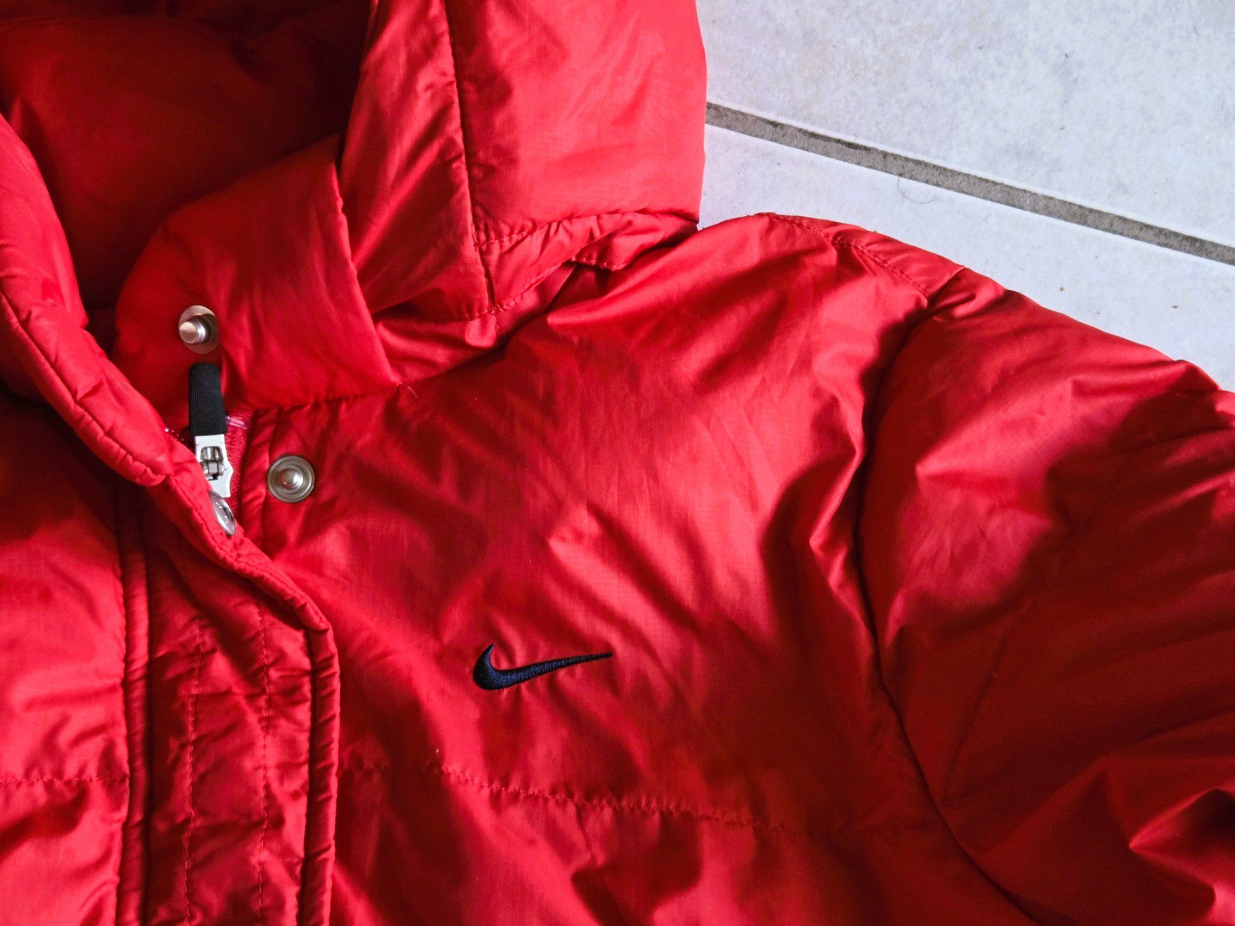 Nike Giacche: NIKE JACKE – Usato da Brüttisellen venduto da Nighttrain 1