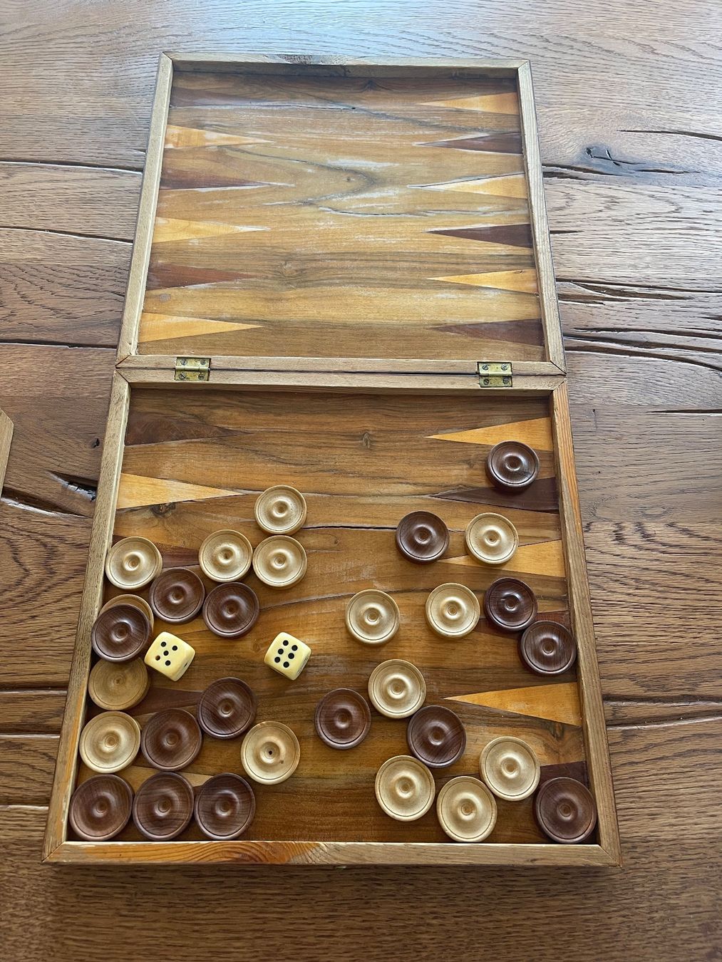 Giochi: Wunderschönes Schachbrett Mühle Backgammon 1850-1900 – Usato da Zuerich venduto da Dorsi 4