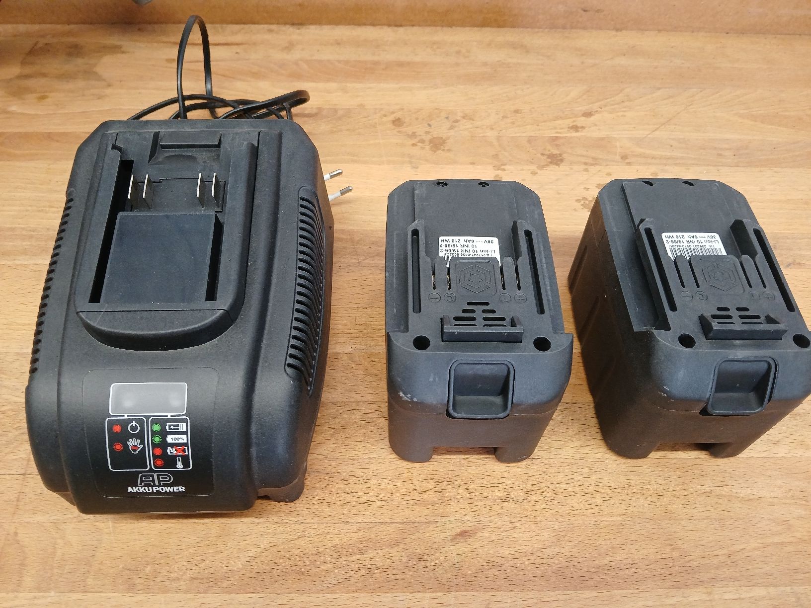 Aspirapolveri & Accessori: Taski Rückensauger Aero BP plus – Usato da Uttwil venduto da Hoyomonterey 4