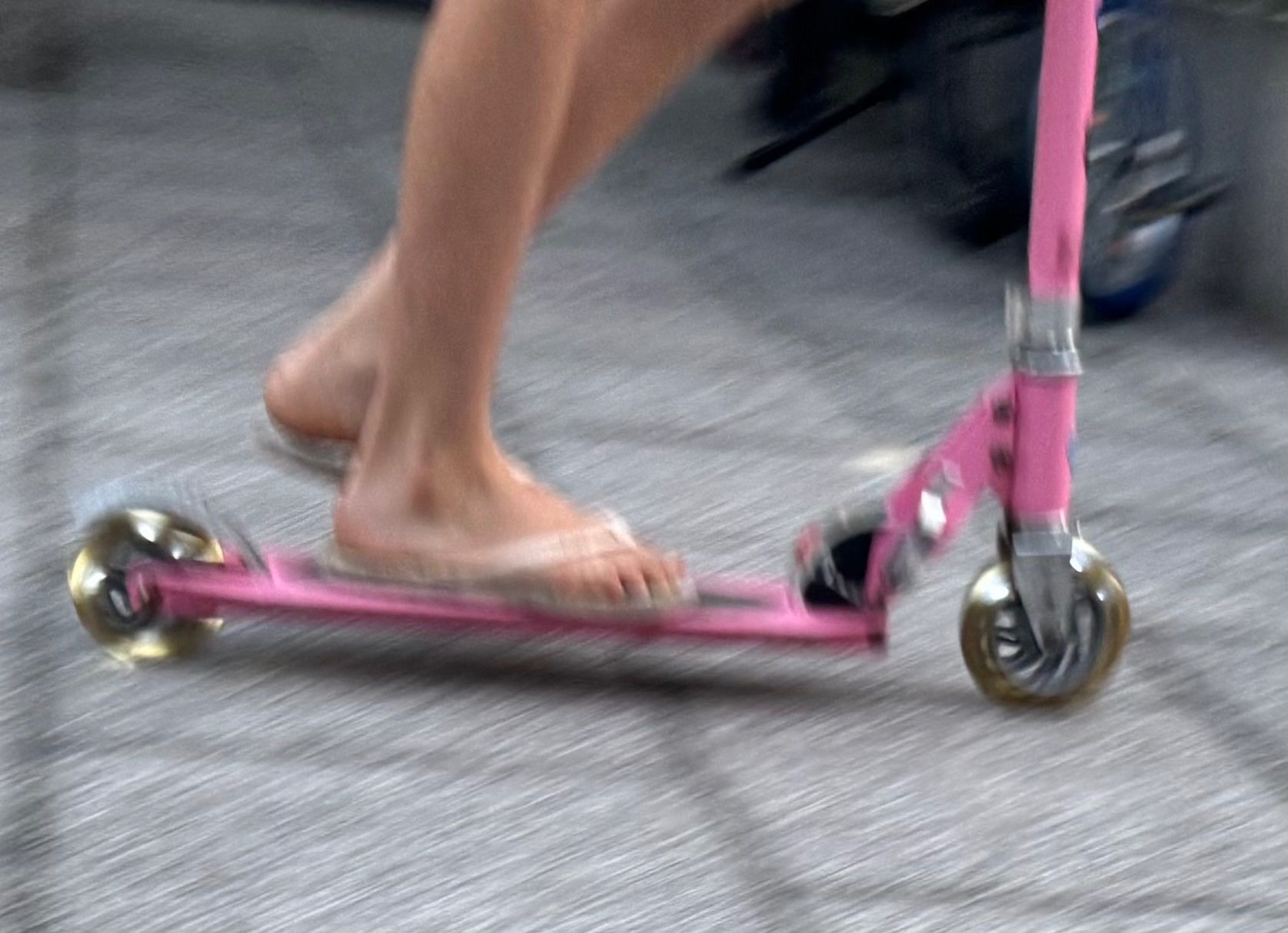 Micro Veicoli per bambini: Kinderroller Micro Rosa - LED Räder – Usato da Basel venduto da JGEBERS 5
