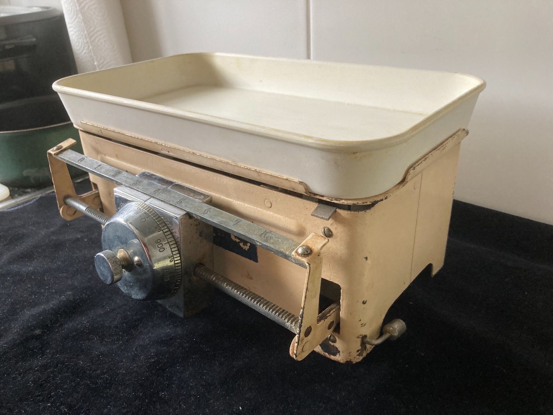 Waagen und Gewichte: Alte Küchen - Wage -   Vintage – Gebraucht aus Zürich von Chaeffeler 3