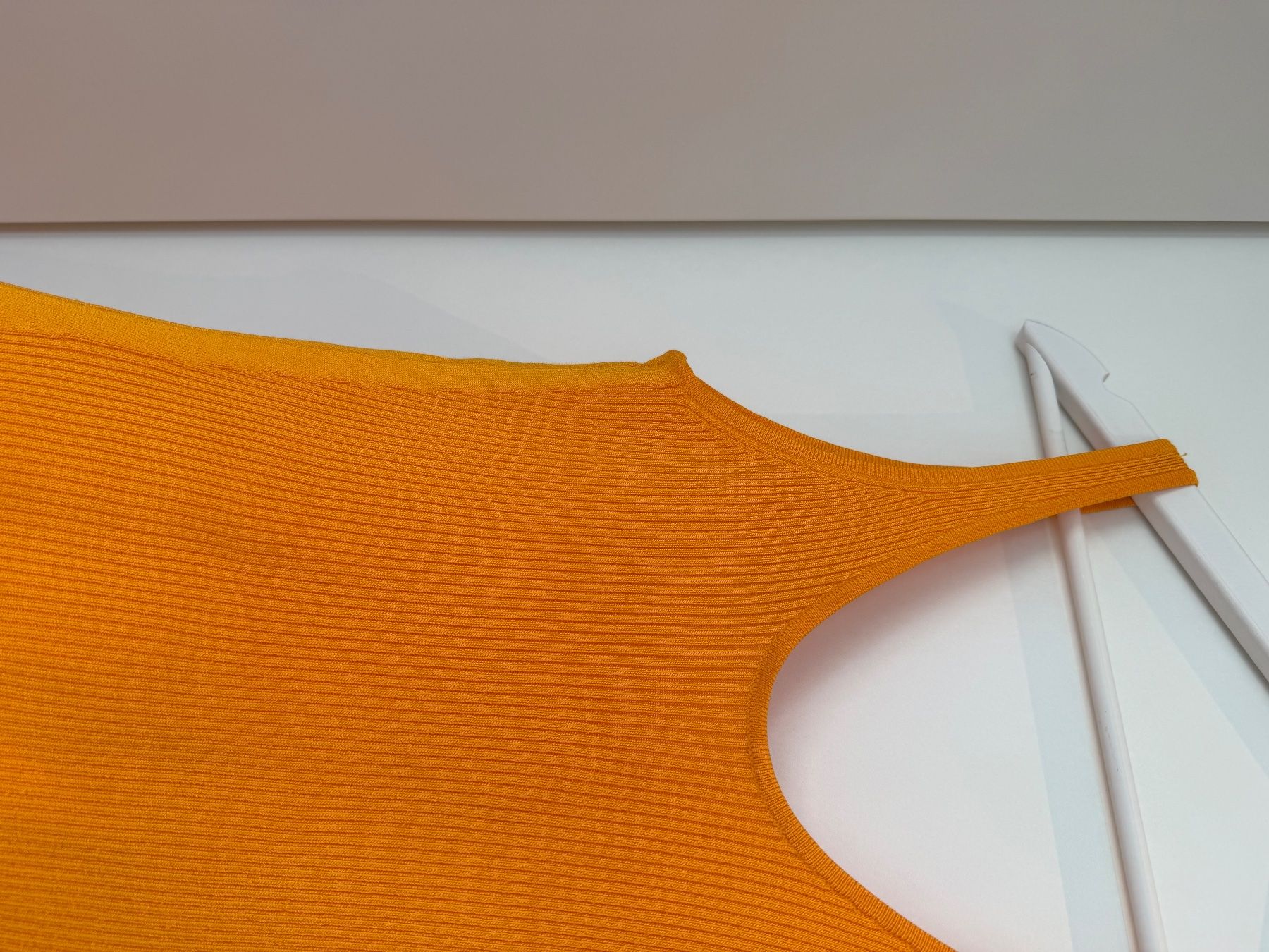 H&M Robes: Kleid orange kurz – D'occasion à Staufen par am_clothing 1