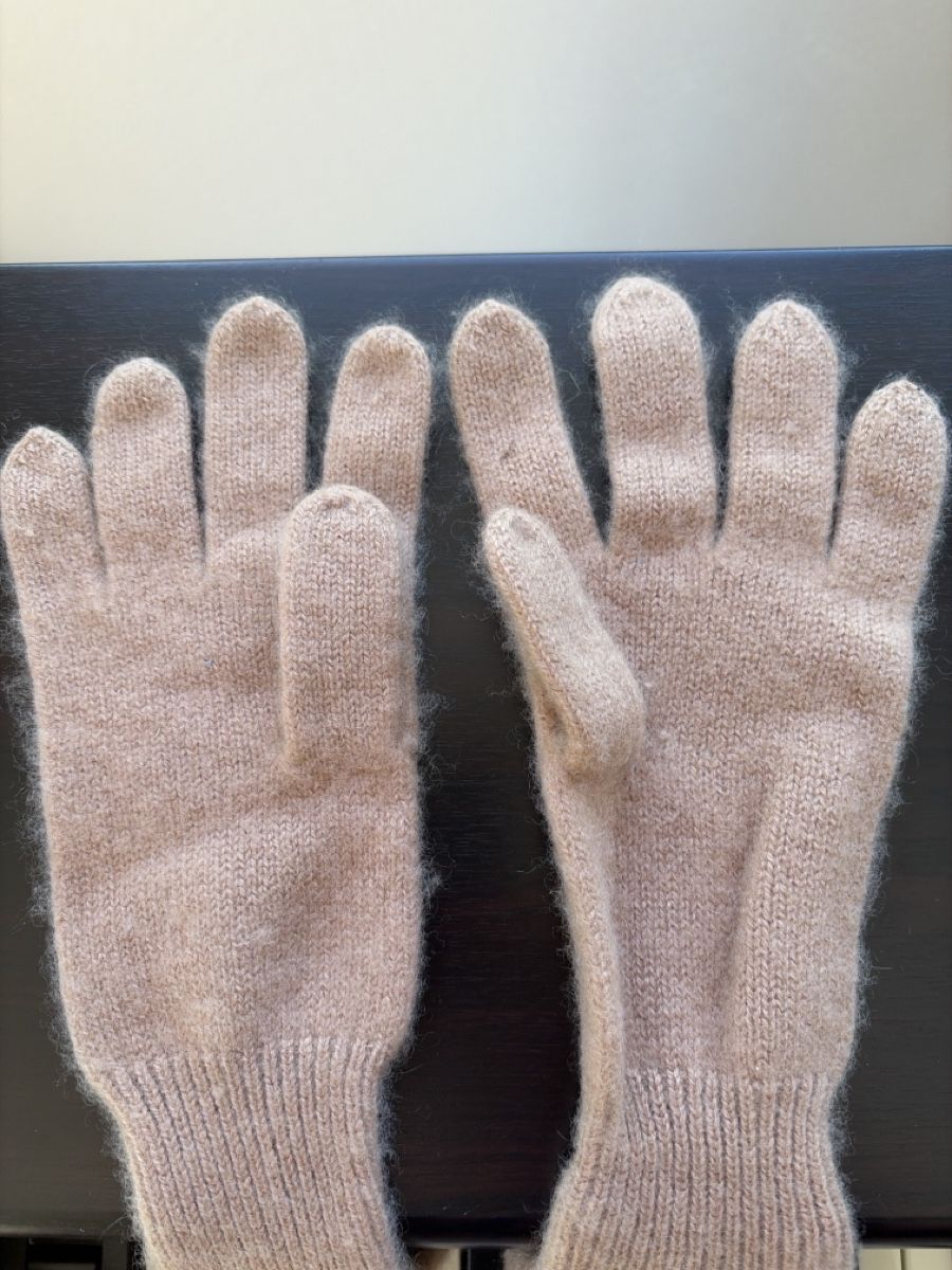 Guanti & manicotti: Strickhandschuhe beige weich mit langem Bündchen neu – Usato da Vorderthal venduto da Diethelm8853 1