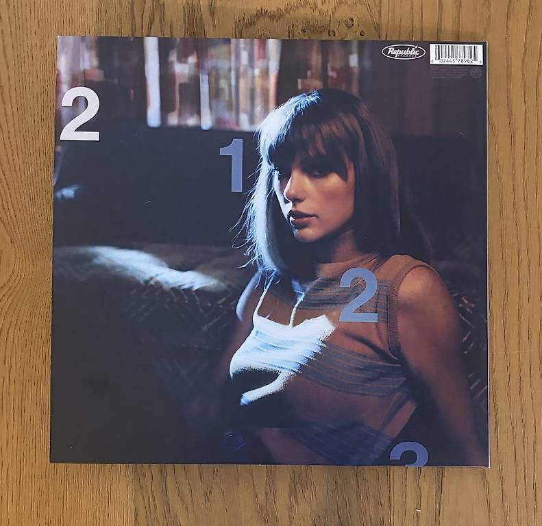 Dischi in vinile: Midnights Taylor Swift Vinyl – Usato da Gossau ZH venduto da ninaardovino_21 1