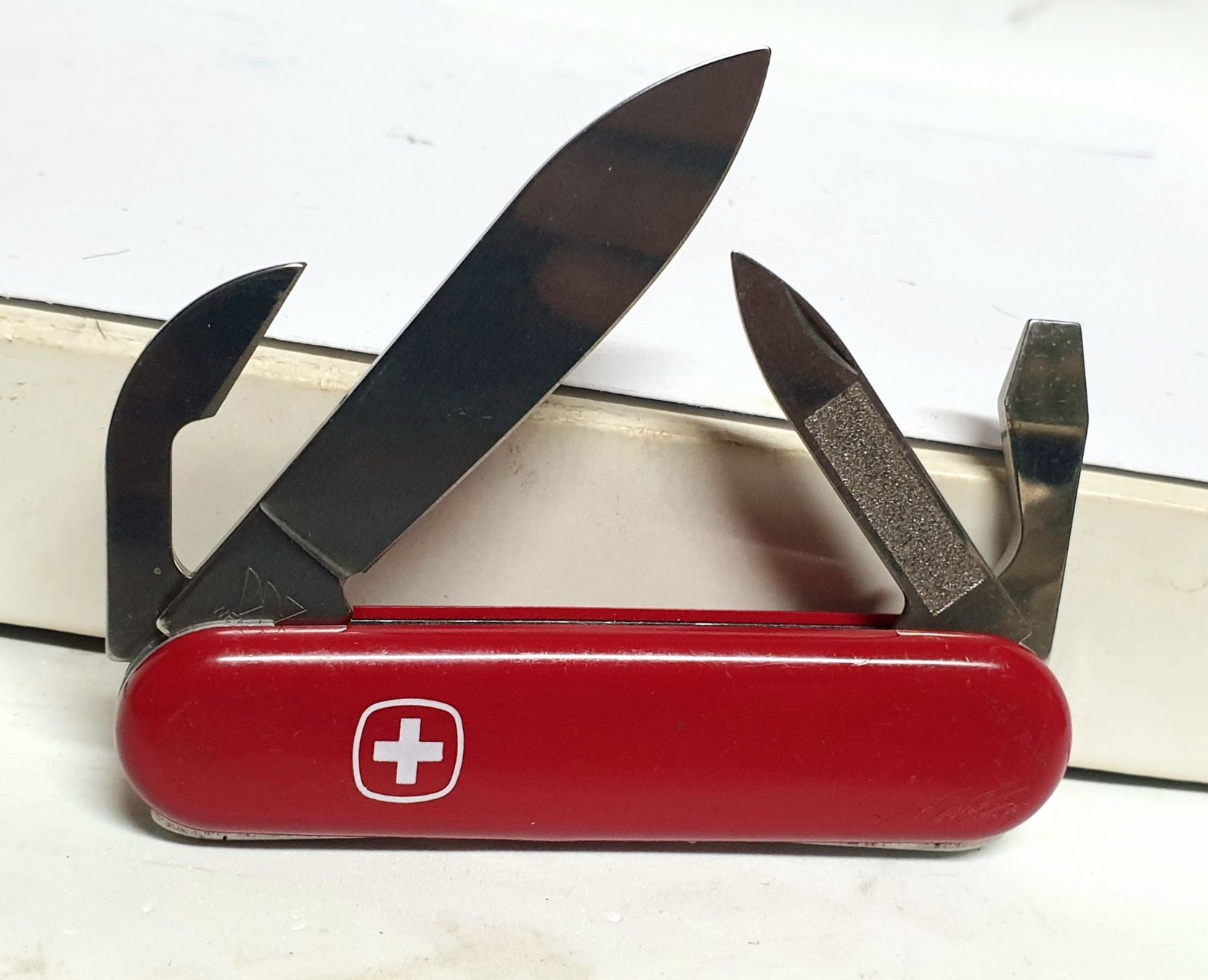 Wenger Taschenmesser: Sackmesser Werbemesser Couteau Wenger Bierreklame Warteck – Gebraucht aus Tüscherz-Alfermée von Newpad 1