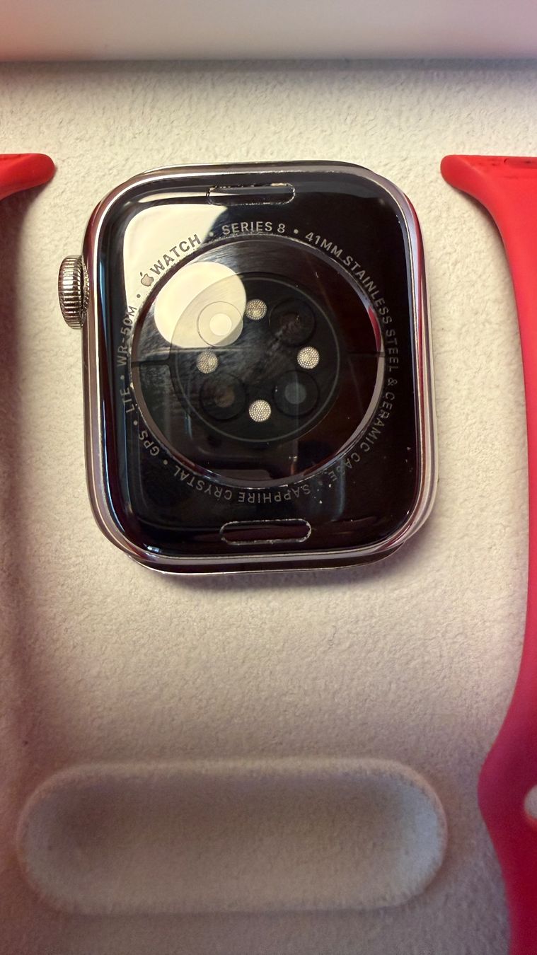 Apple Smartwatch: Apple Watch Edelstahl/Stainless, Series 8, 41mm – Gebraucht aus Gstaad von suecom 3