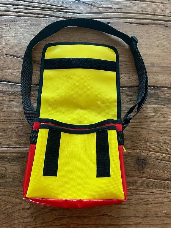 Borse & Zaini: Kindergartentasche Feuerwehr – Usato da Neunkirch venduto da Hibiskus11 1