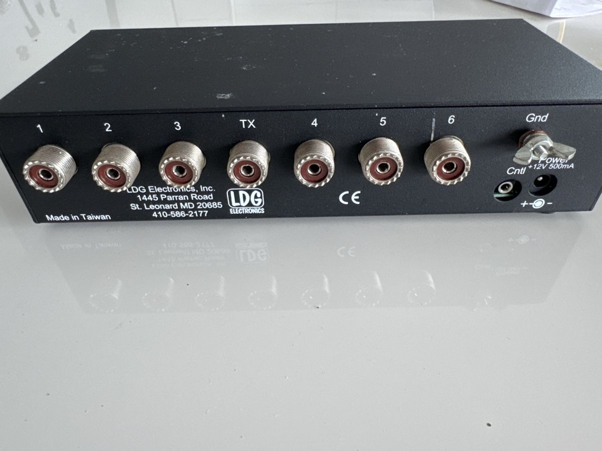 Funktechnik: LDG DTS-6 switch 6 ports état neuf – Gebraucht aus Le Mont-sur-Lausanne von jap66 1