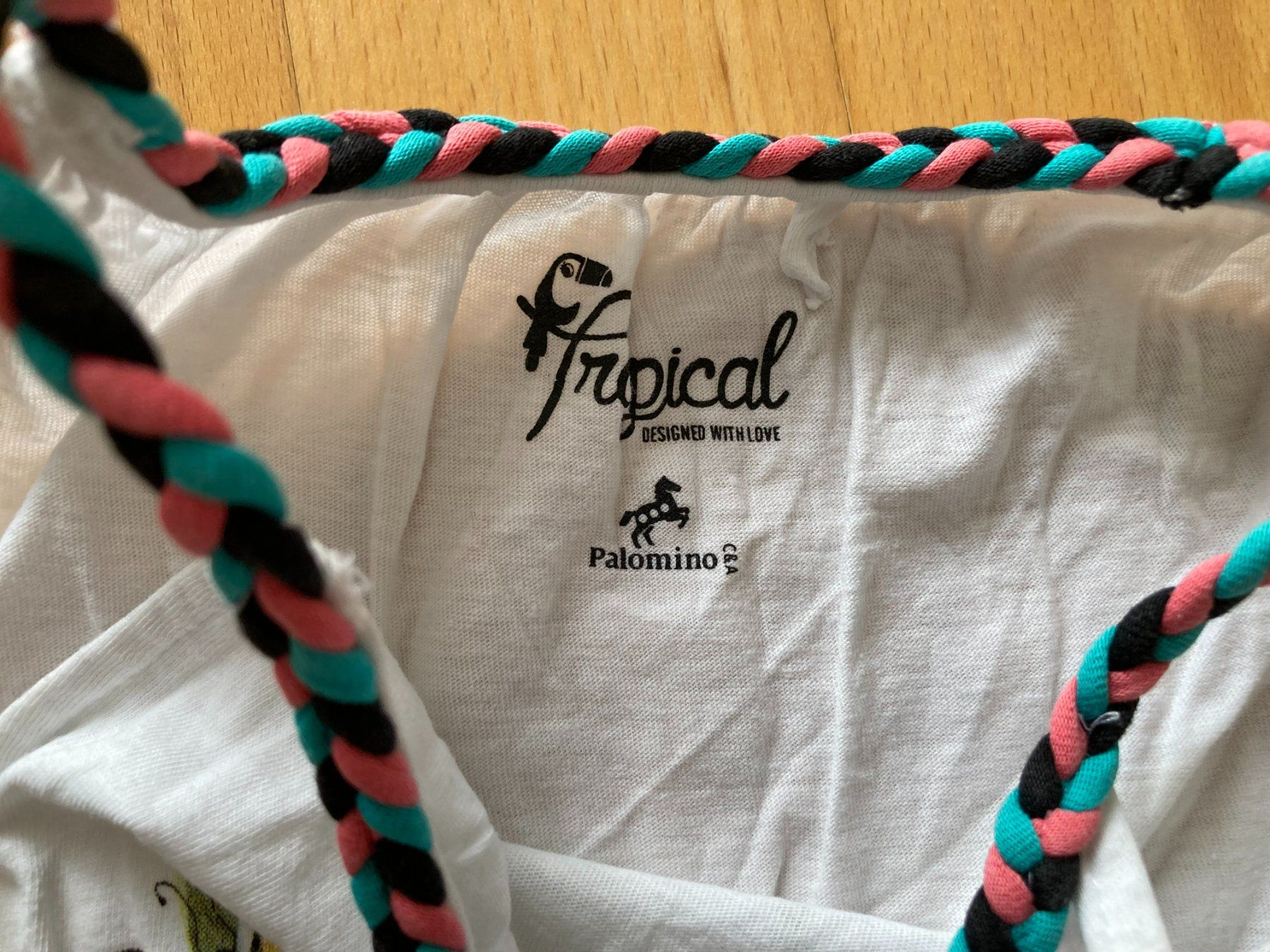 Camicette, T-shirt & Top: Top "tropischer Sommer" mit Tukan – Usato da Muttenz venduto da Juvenile33 6
