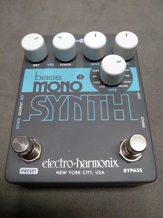 ElectroHarmonix Bass Mono Synthesizer! NP 132 Chf Kaufen auf Ricardo