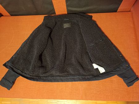 Schwarze Jeansjacke