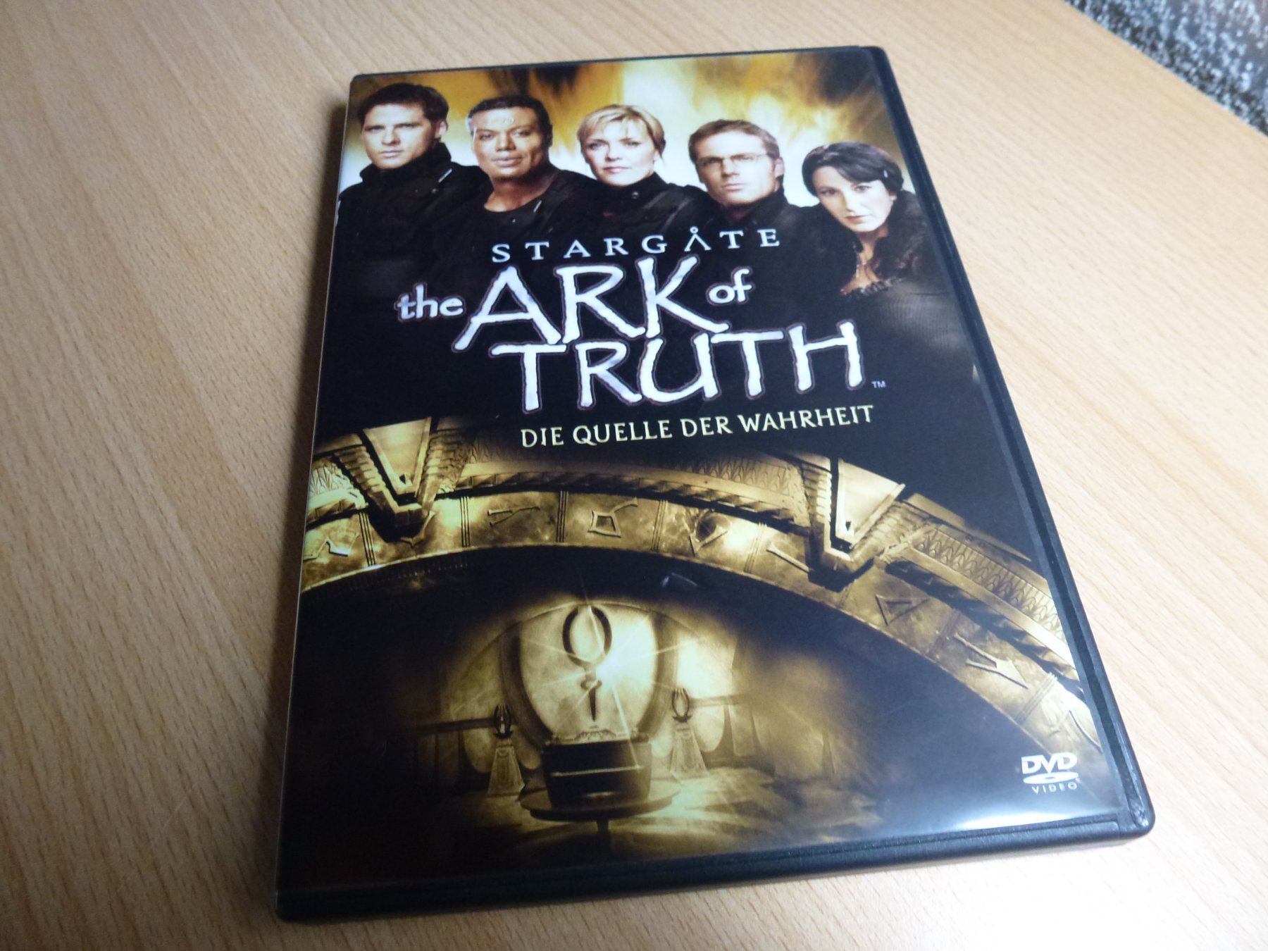 Tutti i DVDs: Stargate The Ark of Truth – Usato da Hombrechtikon venduto da Maloev17