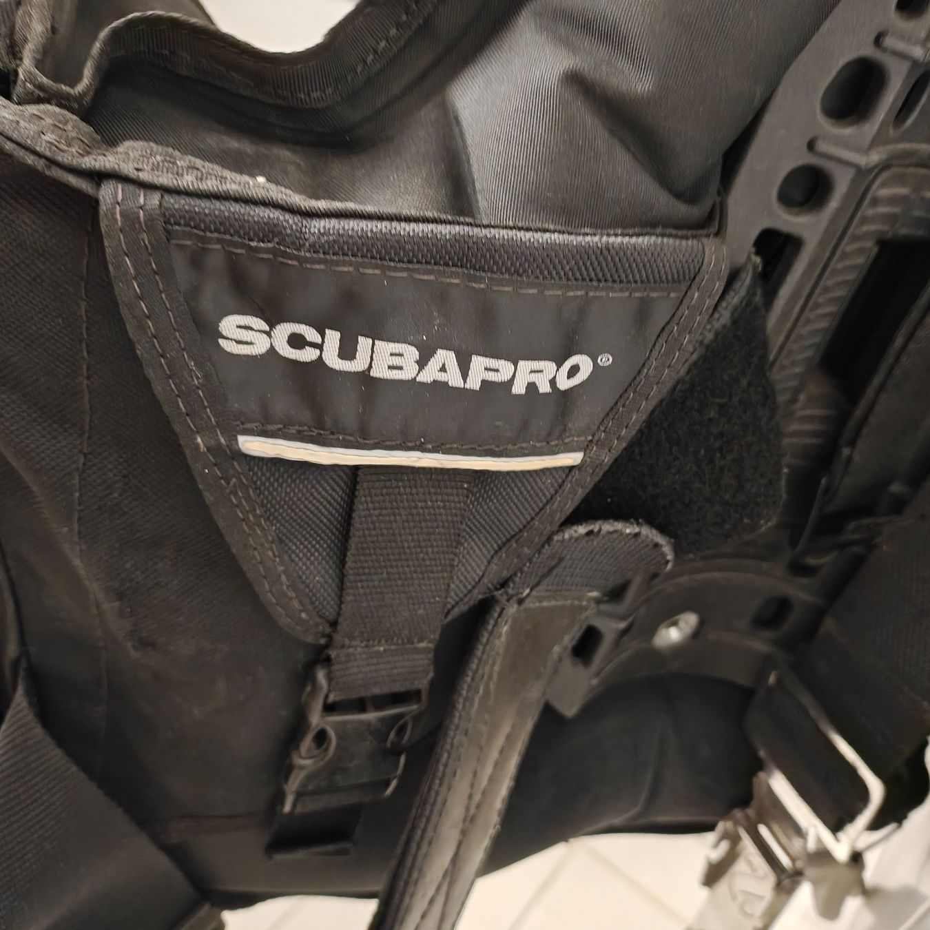 Scubapro Mute per immersioni: Scubapro Glide 2000,  Taucher Jacket, Tarierjacket – Usato da Pfaffnau venduto da ThomaLuzern 1