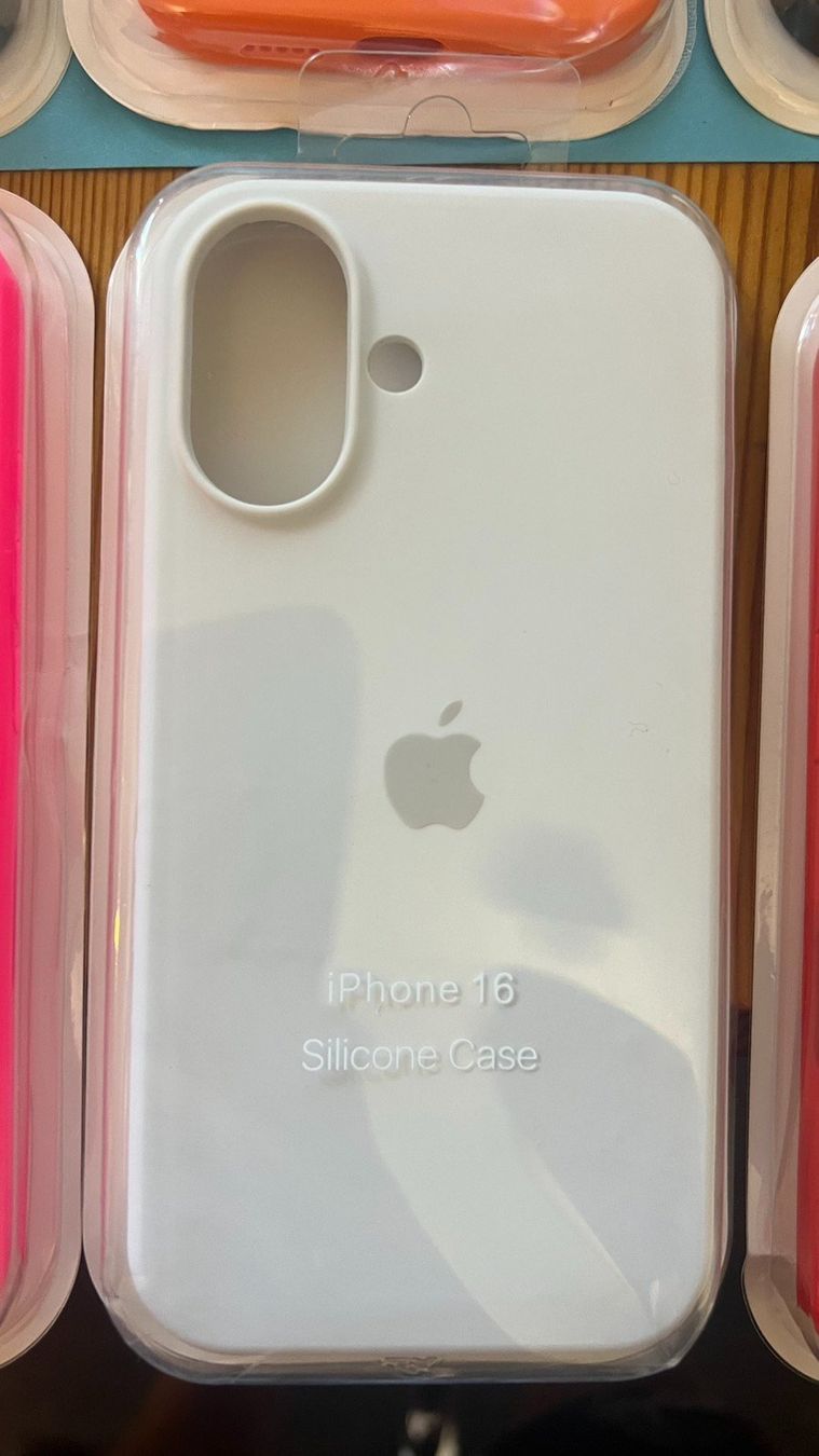 Coques & Protection écran: Coque iPhone 16 Différentes couleurs. Hülle – Neuf avec emballage d'origine à Eysins par pro_7lnq 8