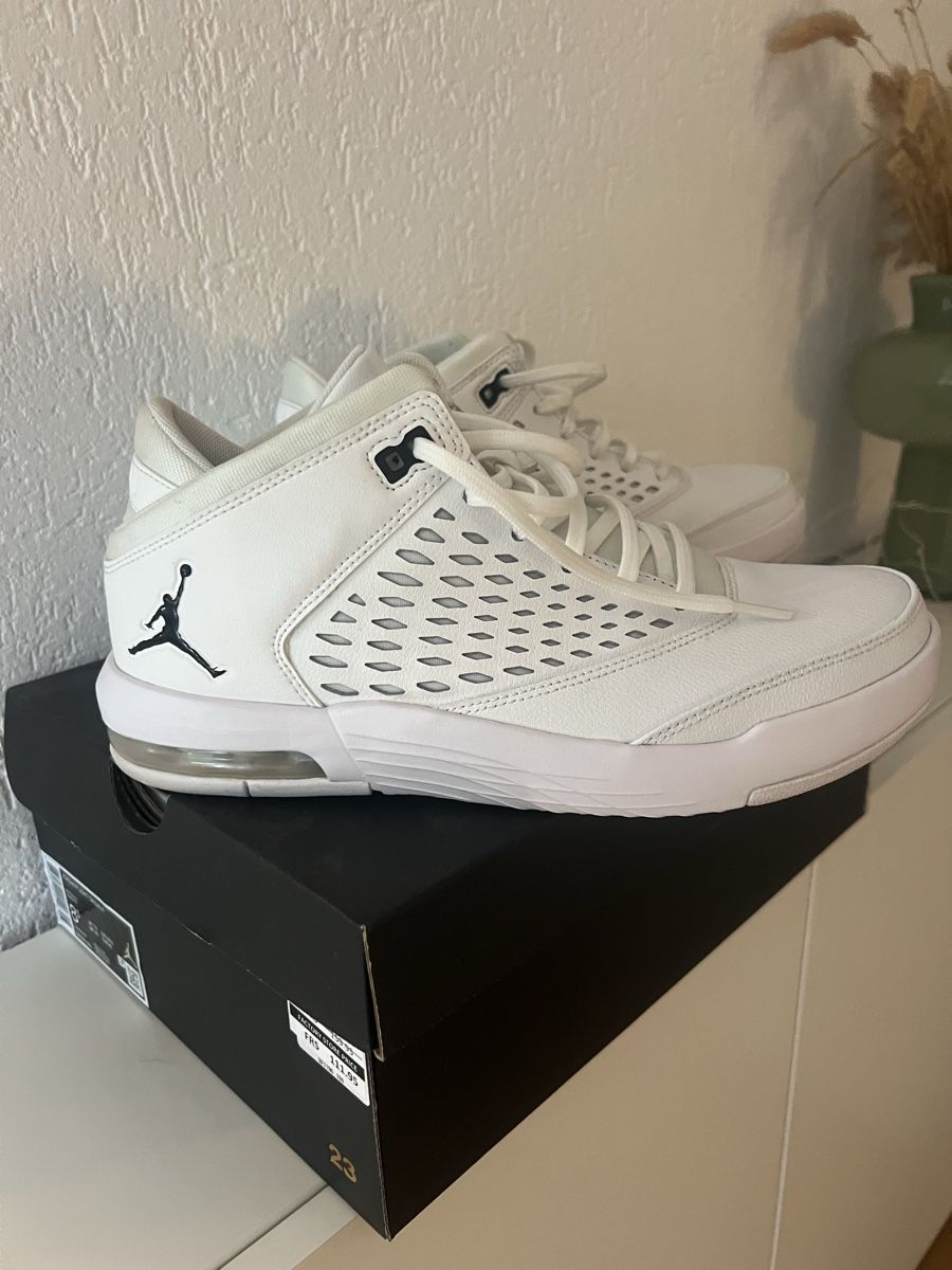 Jordan Herrenschuhe: Nike Jordan Flight Origin 4 – Gebraucht aus Uster von diana0908