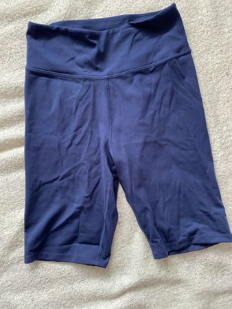 Short cycliste H&M bleu , neuf , taille S 