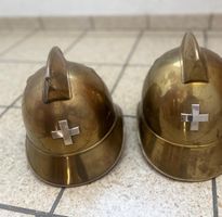 Goldener Feuerwehrhelm