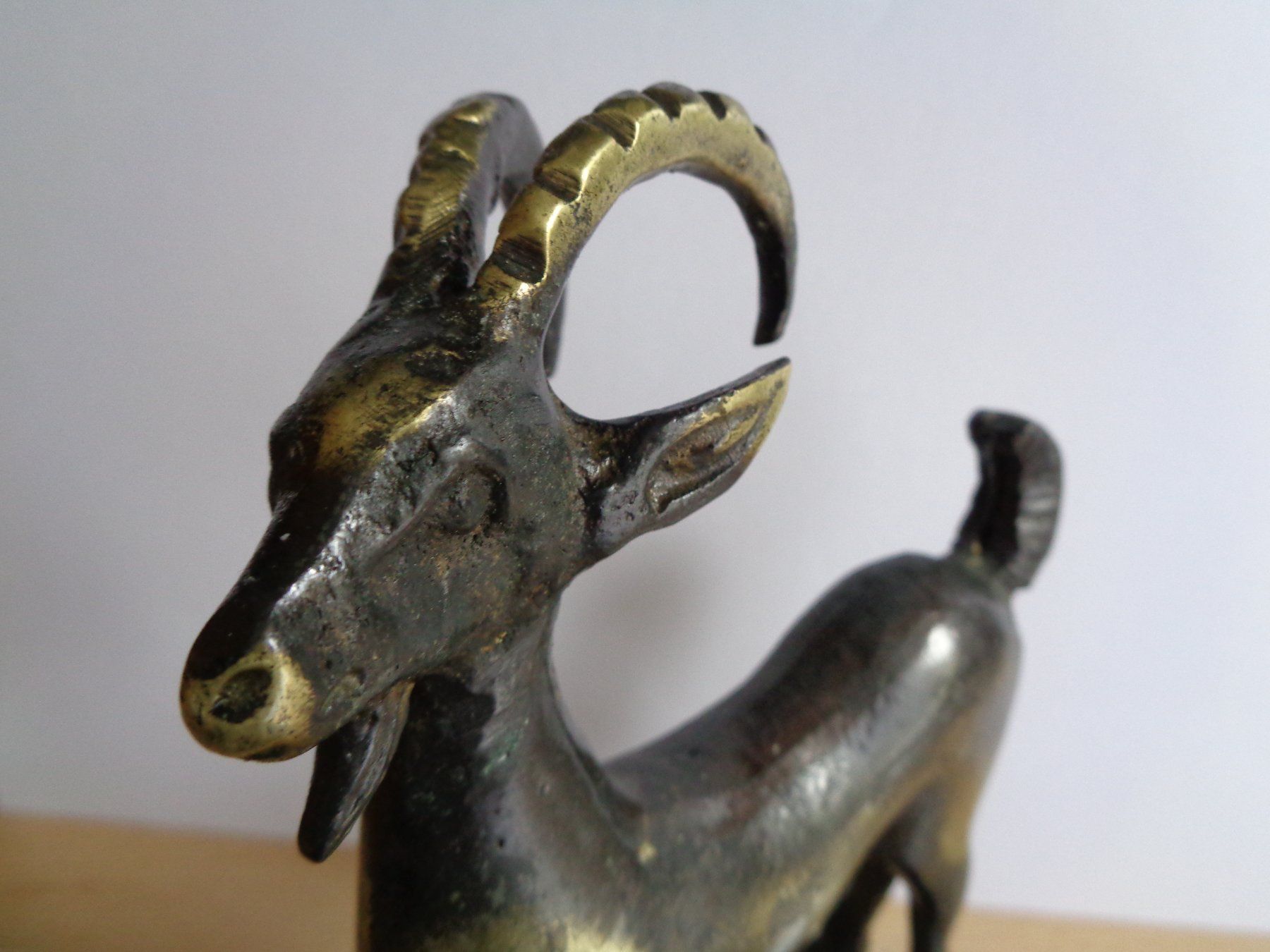 Statuette: ALTE FIGUR STEINBOCK BRONZE ? TIERFIGUR – Usato da Henggart venduto da Pascha22 4