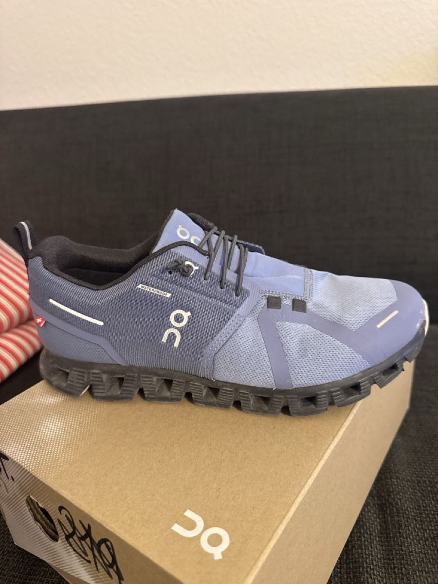 Chaussures femmes: On Schuhe - Cloud 5 Waterproof – Neuf avec emballage d'origine à Horgen par Schizzo8