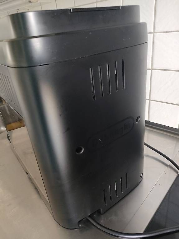 De'Longhi Macchine per caffè & Macchine per espresso: De Longhi Magnifica EVO – Usato da Weiningen TG venduto da NumisBila 1