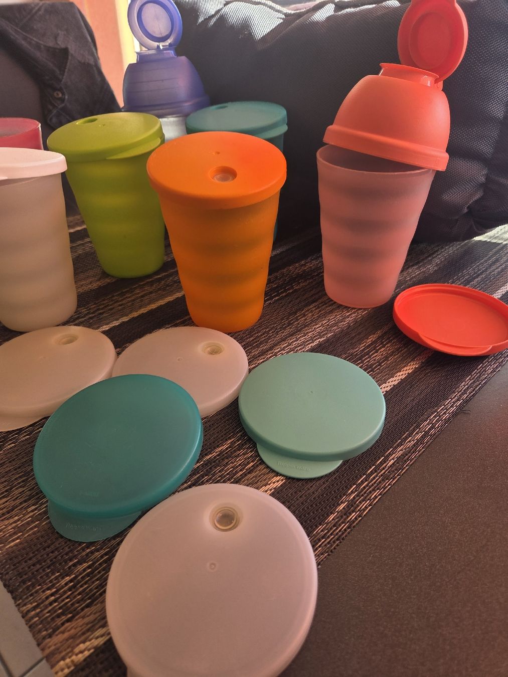 Tupperware Contenitori & Simili: Tupperware Set Becher – Usato da Bellinzona venduto da Debyy77 1